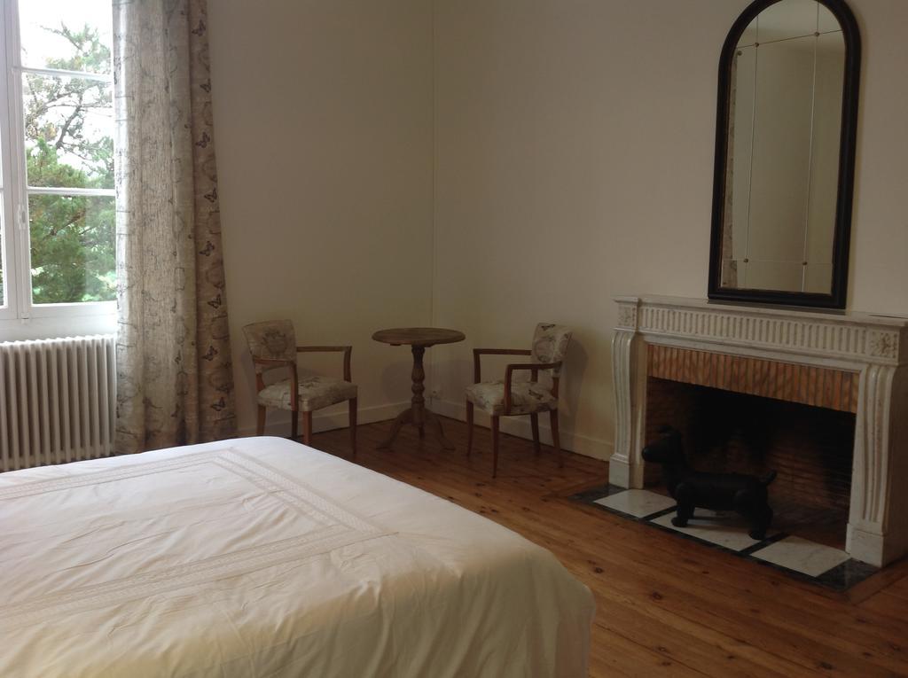 カディヤック Chateau Fauchey Bed & Breakfast エクステリア 写真